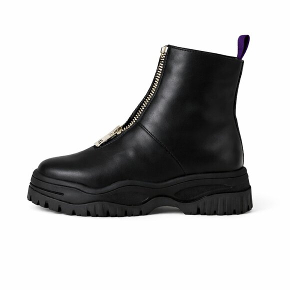 Shoes - Picture 6 of 6